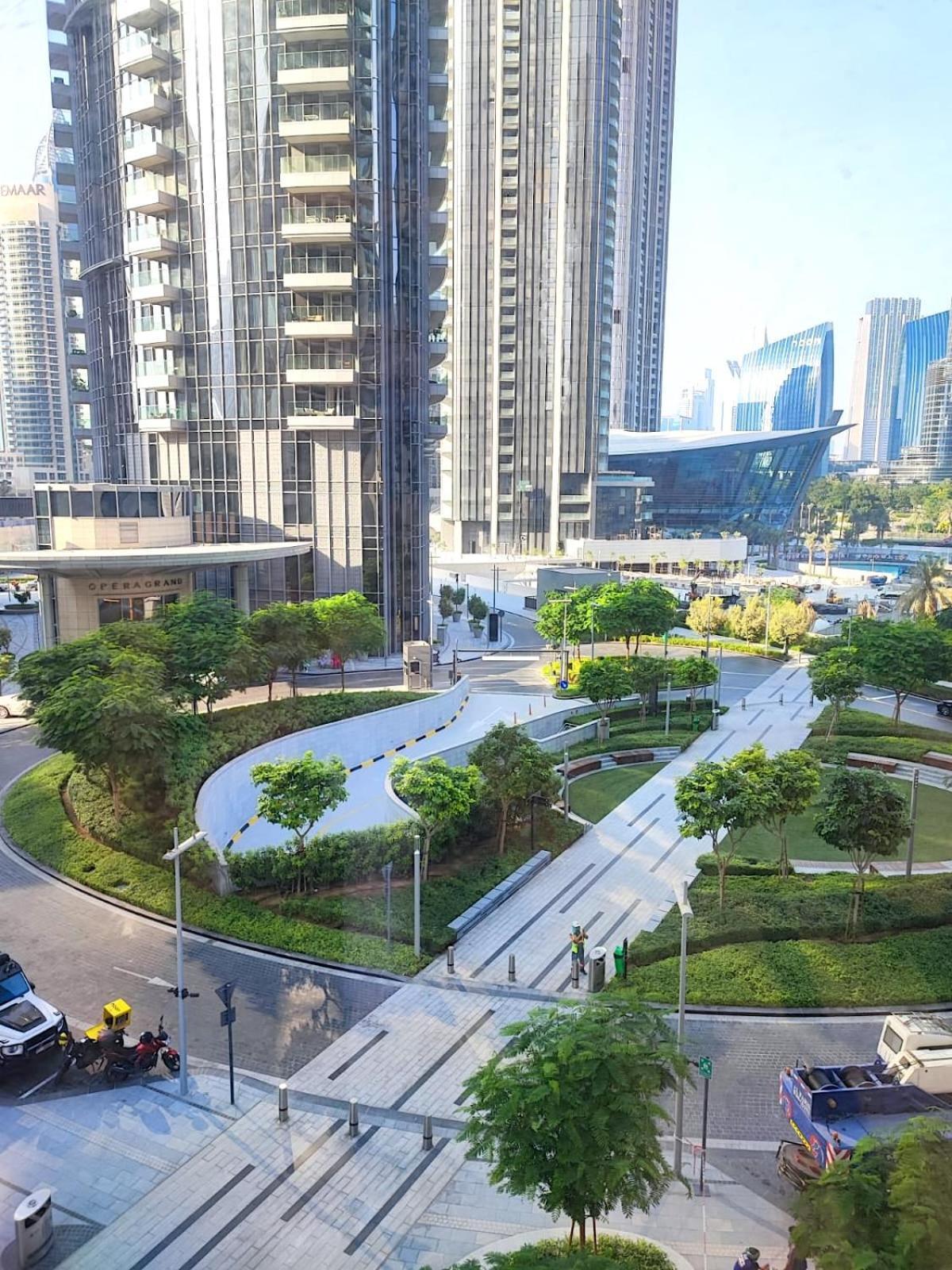 Luxury 2 Bedroom - Next To Opera Apartment *