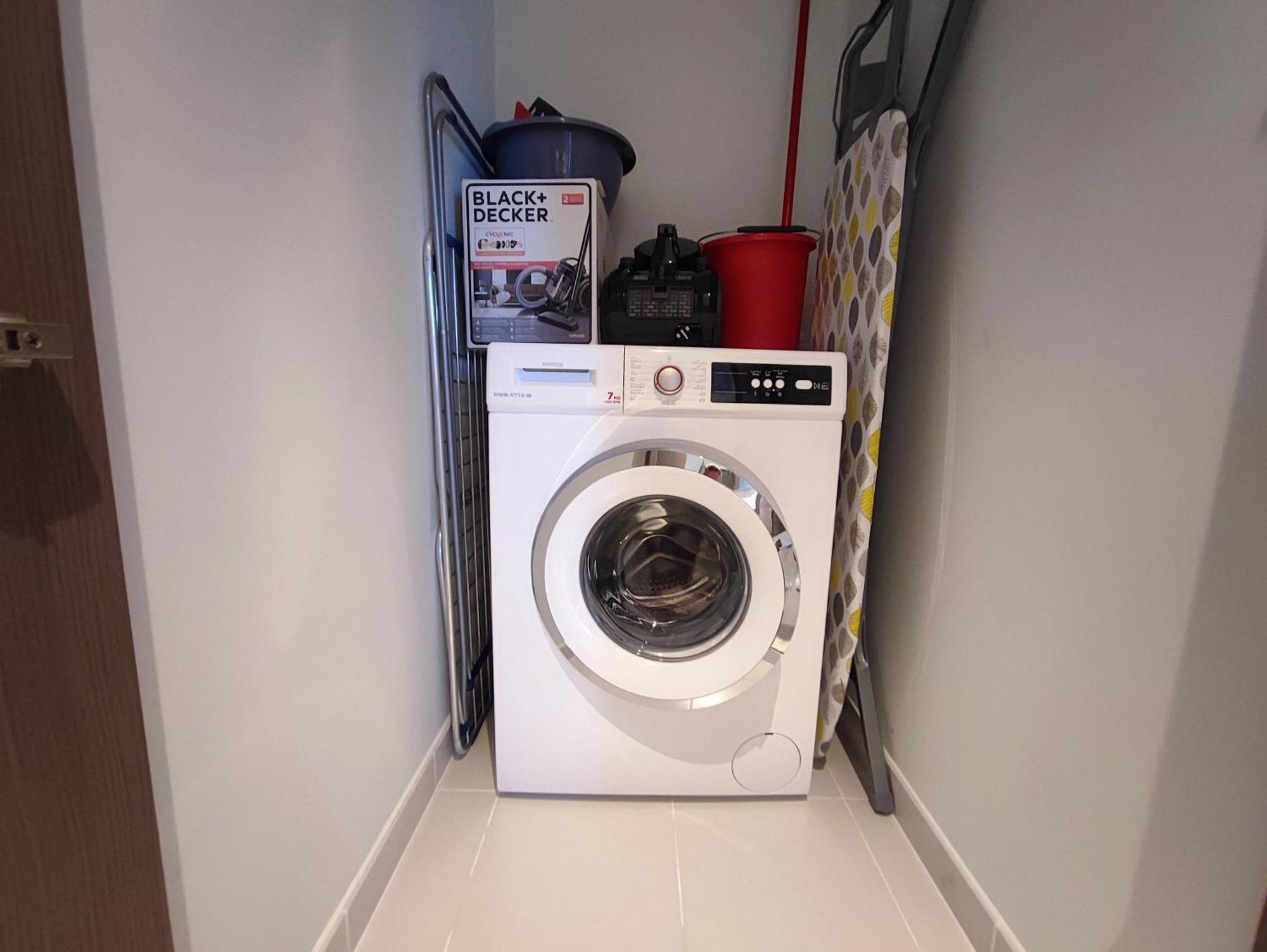 Luxury 2 Bedroom - Next To Opera Apartment