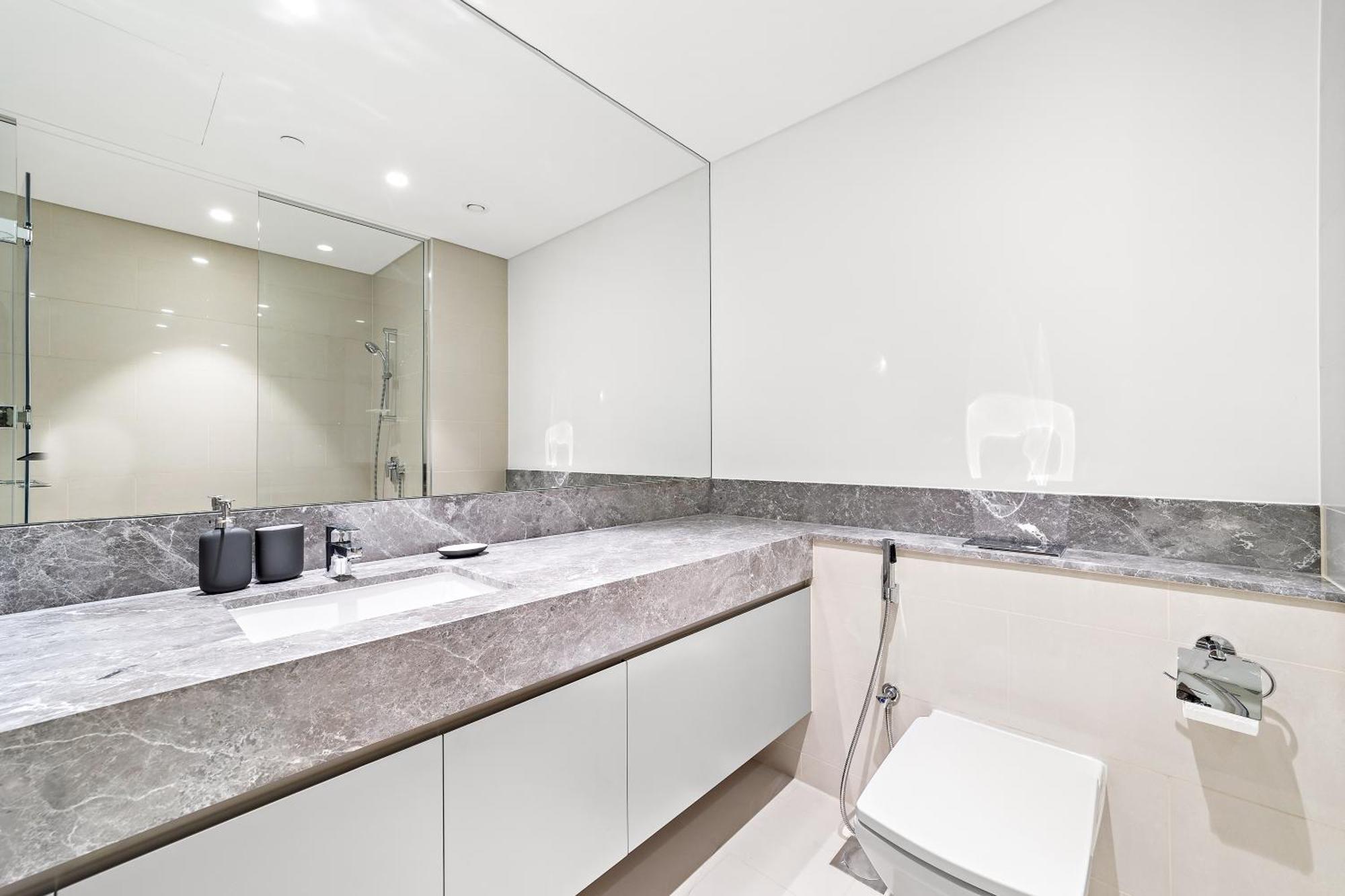 Apartment Luxury 2 Bedroom - Next To Opera *