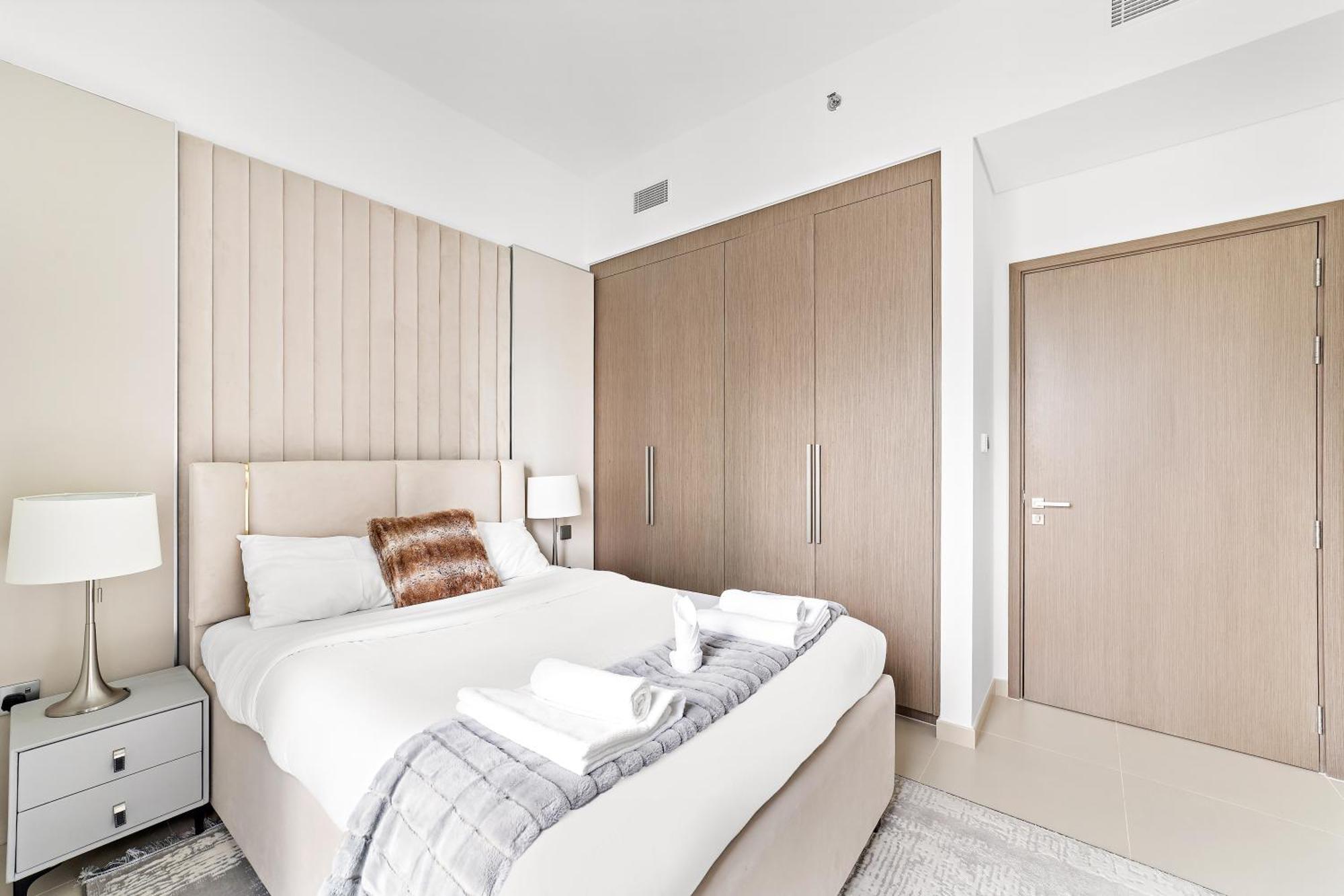 Luxury 2 Bedroom - Next To Opera * Dubai