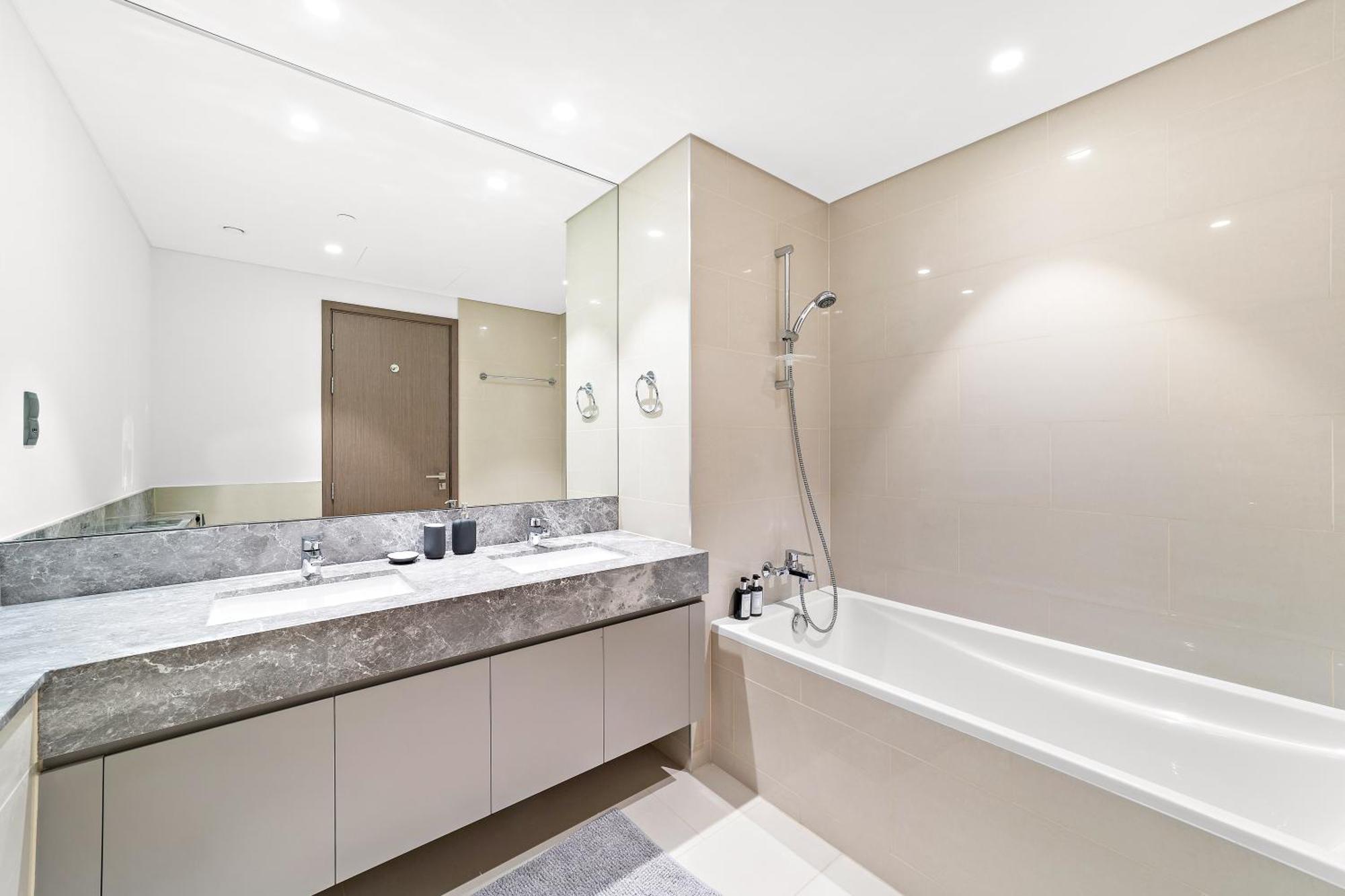 Luxury 2 Bedroom - Next To Opera Dubai